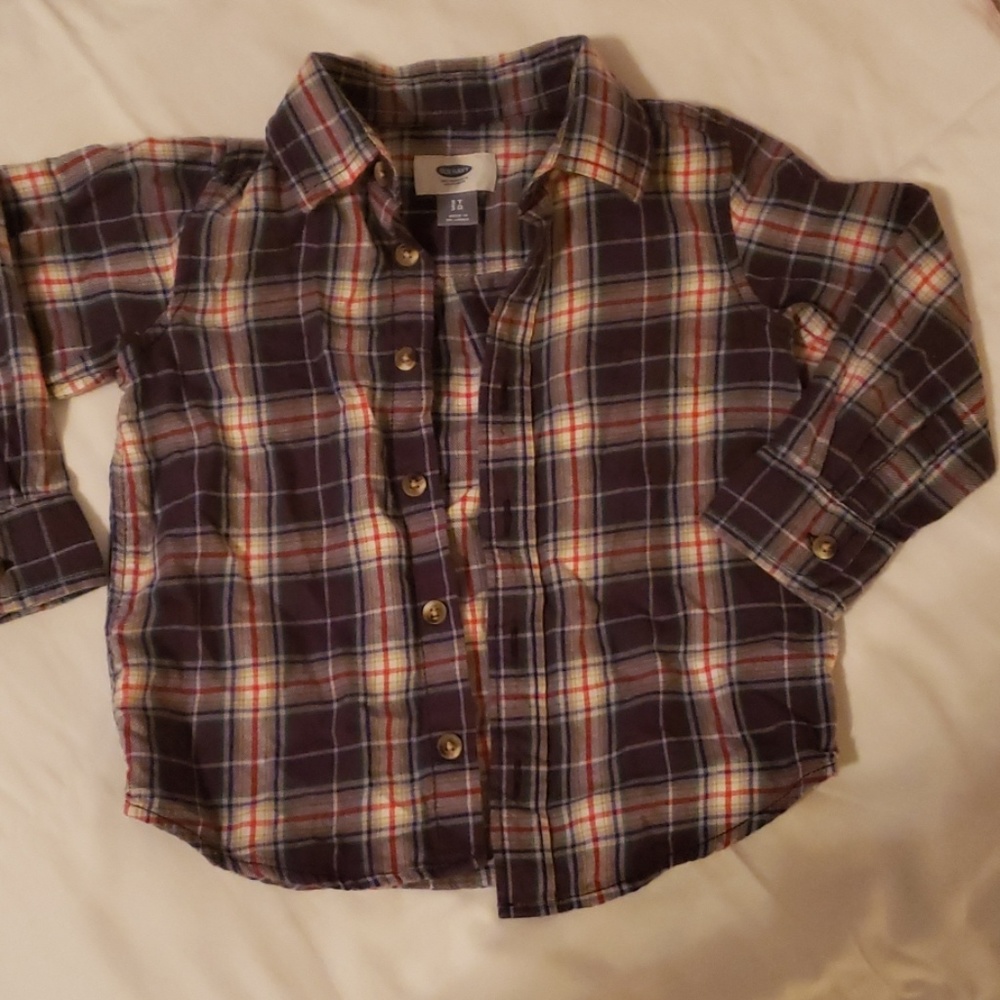 Boys long sleeve button up plaid shirt